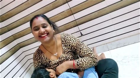 chhoti ladki porn video|Chhoti Ladki Porn Videos 